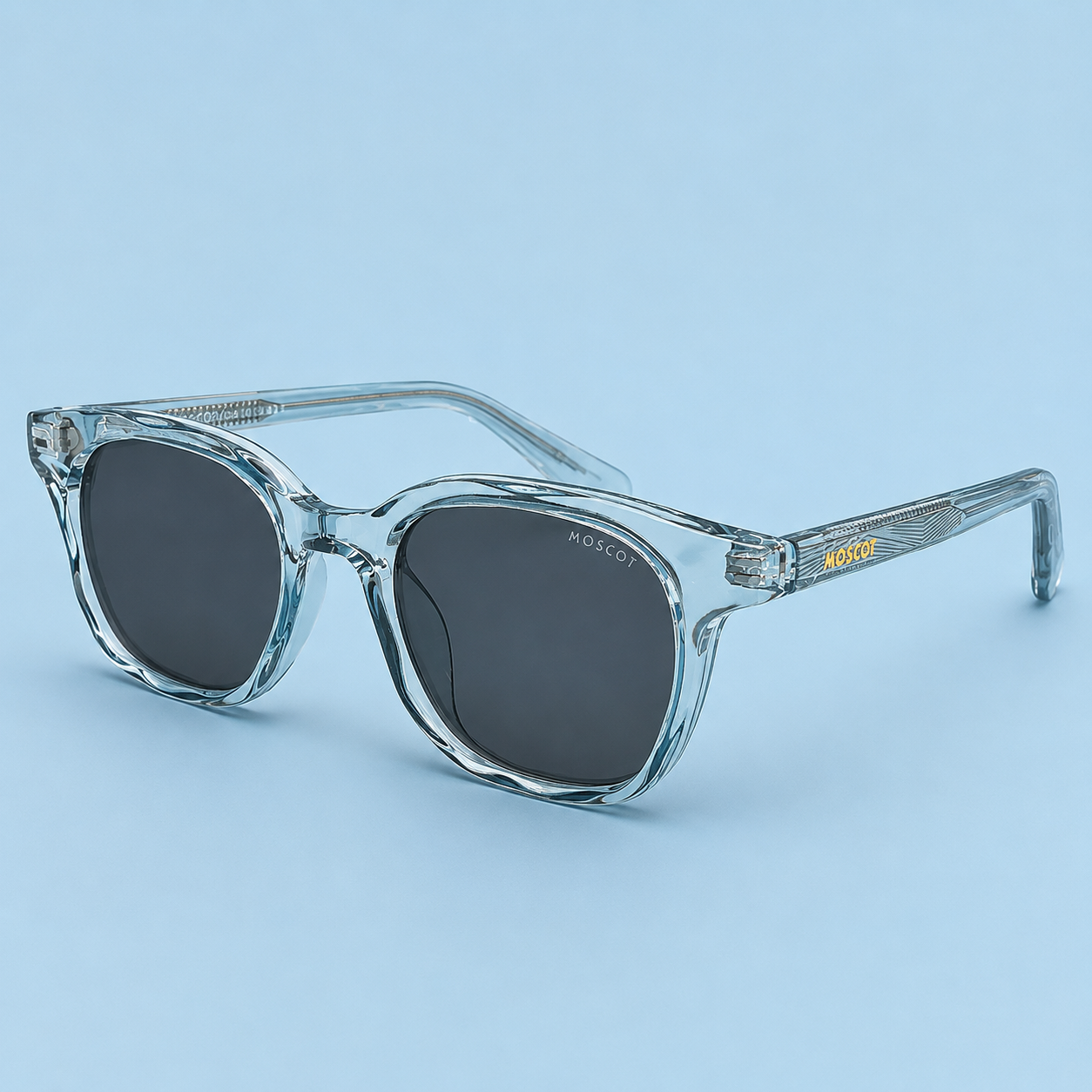 MOSCOT Wayfarer — Monture Bleu Ciel Translucide
