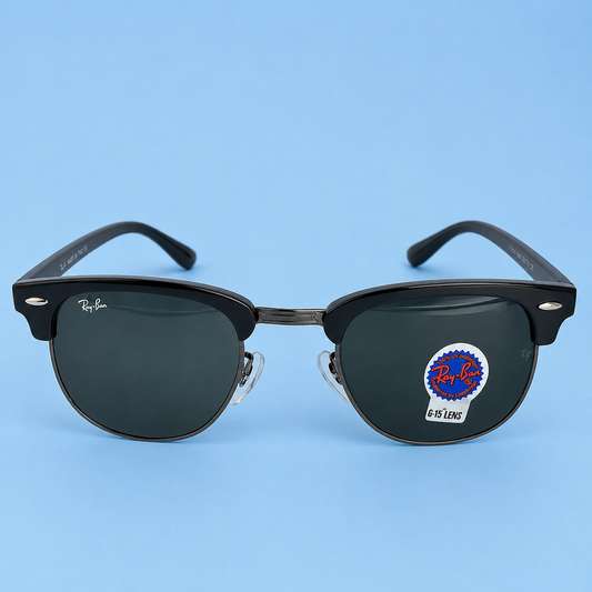RAY-BAN — Monture Clubmaster, Acétate Noir et Métal Gunmetal, Verres Noirs