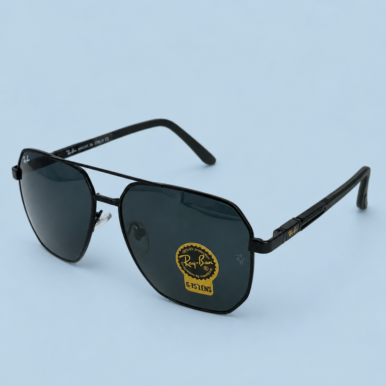 RAY-BAN — Monture Aviateur Géométrique, Métal Noir, Verres Noir Mat